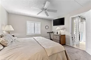 3001 Sandpiper Bay Cir, Naples, FL 34112 - Photo 14