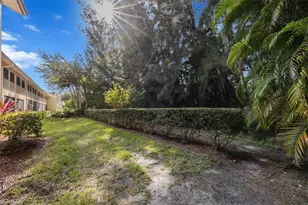 2400 Bayou Ln, Naples, FL 34112 - Photo 22