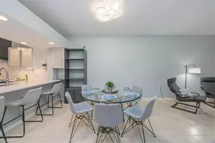 2400 Bayou Ln, Naples, FL 34112 - Photo 4