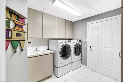 3394 Cerrito Ct, Naples, FL 34109 - Photo 30