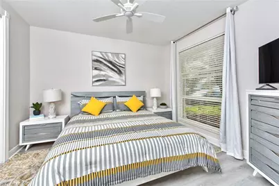 725 95th Ave N, Naples, FL 34108 - Photo 12