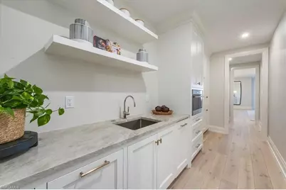 1820 Gulf Shore Blvd N #402-403, Naples, FL 34102 - Photo 16