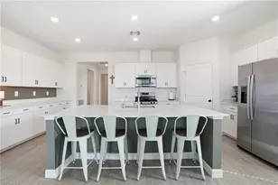 19306 Hinkley Dr, Estero, FL 33928 - Photo 8