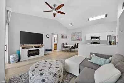 2166 Arbour Walk Cir #2421, Naples, FL 34109 - Photo 4