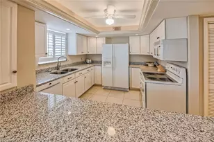 10701 Gulf Shore Dr, Naples, FL 34108 - Photo 12