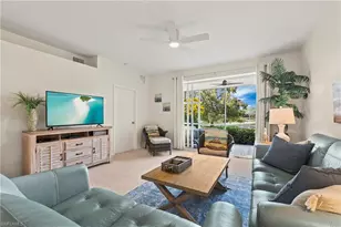 465 Robin Hood Cir, Naples, FL 34104 - Photo 8