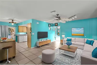 861 22nd St SE, Naples, FL 34117 - Photo 4