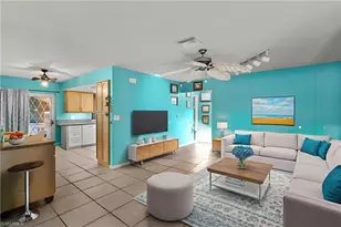 861 22nd St SE, Naples, FL 34117 - Photo 4