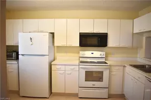 7730 Jewel Ln, Naples, FL 34109 - Photo 12