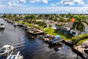 1911 SE 32nd Terrace, Cape Coral, FL 33904 - Photo 44