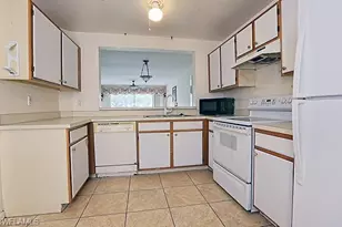 1357 Churchill Cir, Naples, FL 34116 - Photo 2