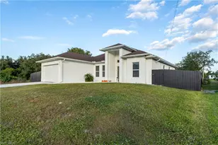 453 Lillon Ave S, Lehigh Acres, FL 33974 - Photo 44