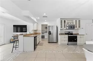 604 110th Ave N, Naples, FL 34108 - Photo 8