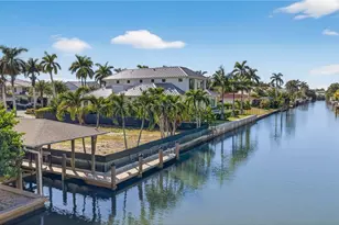 601 17th Ave S, Naples, FL 34102 - Photo 1