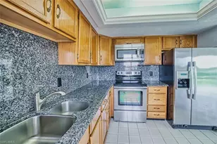 7430 Lake Breeze Dr, Fort Myers, FL 33907 - Photo 6