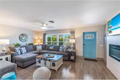 564 109th Ave N, Naples, FL 34108 - Photo 10