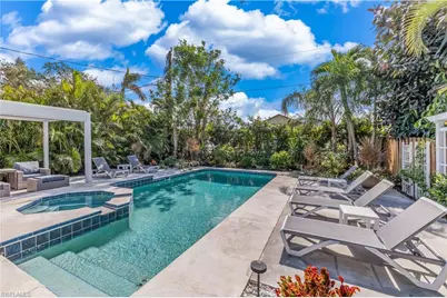 564 109th Ave N, Naples, FL 34108 - Photo 1