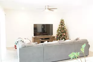 860 Heather Lk Ave, Cape Coral, FL 33993 - Photo 4