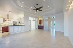 2975 Cinnamon Bay Cir, Naples, FL 34119 - Photo 10