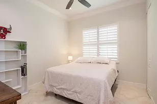 2975 Cinnamon Bay Cir, Naples, FL 34119 - Photo 22