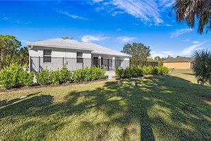 770 17th St SW, Naples, FL 34117 - Photo 36