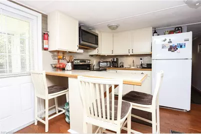 893 Manatee Rd, Naples, FL 34114 - Photo 10