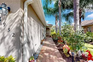 1932 Wellington St, Naples, FL 34120 - Photo 4