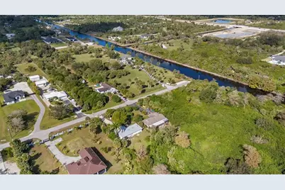 840 14th St NE, Naples, FL 34120 - Photo 8