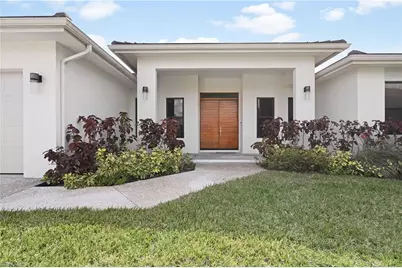 18355 Fairmont Dr, Naples, FL 34114 - Photo 2