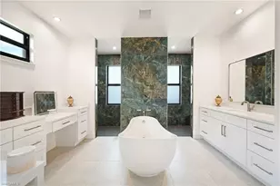 18355 Fairmont Dr, Naples, FL 34114 - Photo 18