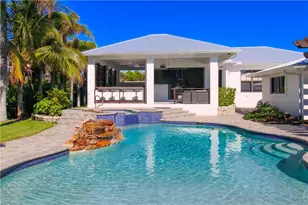 1555 Crayton Rd, Naples, FL 34102 - Photo 36