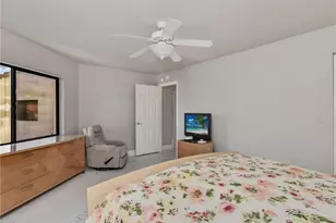 625 Beachwalk Cir, Naples, FL 34108 - Photo 12