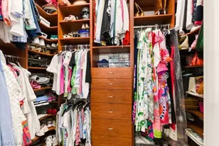 254 Edgemere Way E, Naples, FL 34105 - Photo 22