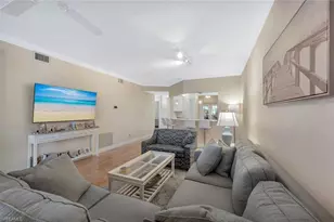 818 Tanbark Dr, Naples, FL 34108 - Photo 8