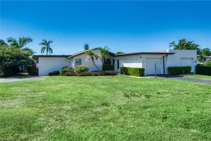 3103 Boca Ciega Dr, Naples, FL 34112 - Photo 2