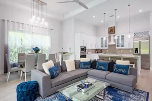 710 Soll St, Naples, FL 34109 - Photo 6