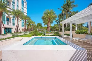 4255 Gulf Shore Blvd N, Naples, FL 34103 - Photo 14