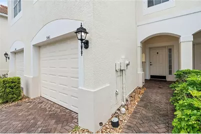 941 Hampton Cir #109, Naples, FL 34105 - Photo 6