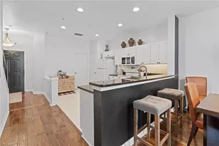 941 Hampton Cir, Naples, FL 34105 - Photo 1