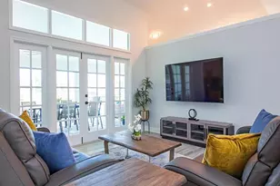 113 Palmetto Dunes Cir, Naples, FL 34113 - Photo 10