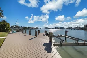 2825 Leeward Ln, Naples, FL 34103 - Photo 34