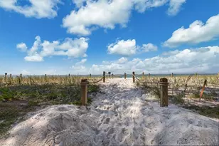 2825 Leeward Ln, Naples, FL 34103 - Photo 42