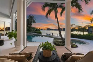 2825 Leeward Ln, Naples, FL 34103 - Photo 38