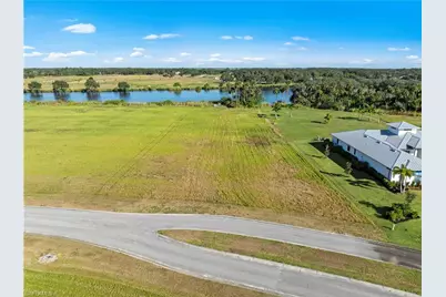 22821 Yellow Button Ln, Alva, FL 33920 - Photo 2