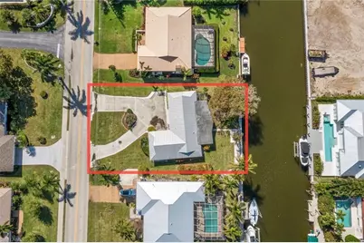 1696 Sandpiper St, Naples, FL 34102 - Photo 4