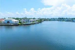 3070 Gulf Shore Blvd N, Naples, FL 34103 - Photo 16