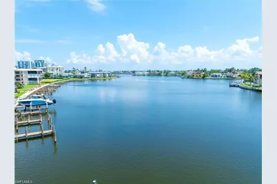 3070 Gulf Shore Blvd N #201, Naples, FL 34103 - Photo 18