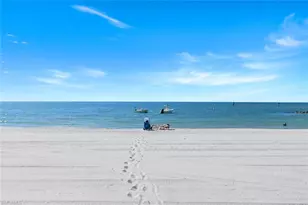 2211 Gulf Shore Blvd N, Naples, FL 34102 - Photo 18