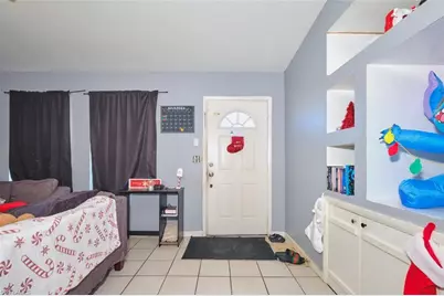 706 SW 31st St, Cape Coral, FL 33914 - Photo 4