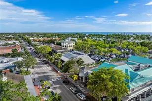 676 Broad Ave S, Naples, FL 34102 - Photo 22